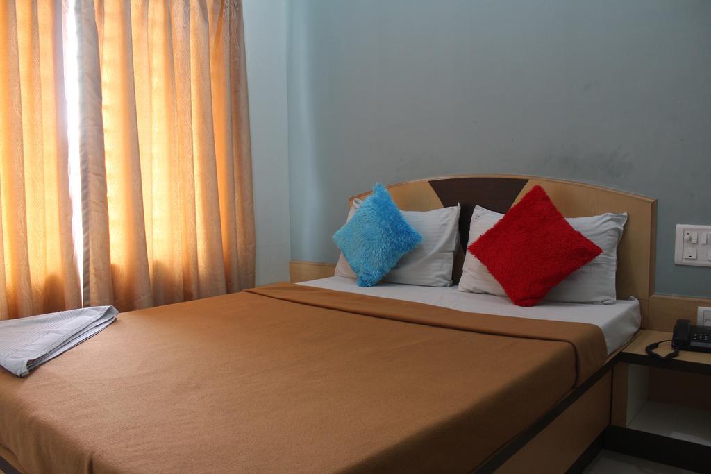 Hotel Kalyani Майсуру Номер фото